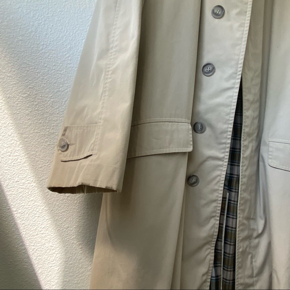 Mens Rain and Stain Resistant Trench Coat - Picture 5 of 12
